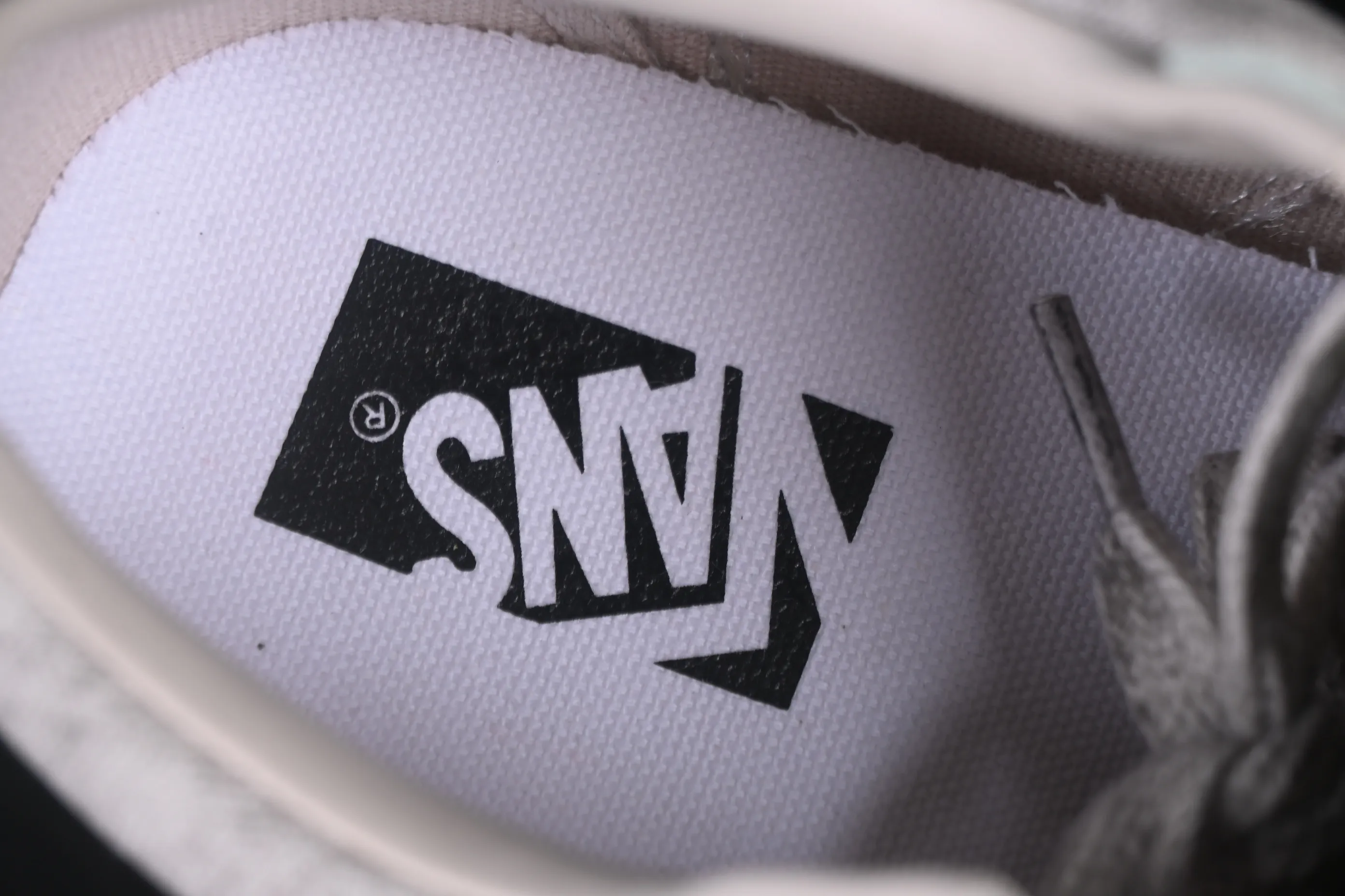 All categories Vans Vans series Vans Low Vans low top Vans Old Skool 36 Vans high-end branch low-end casual skateboard shoes VN000E8V2N1